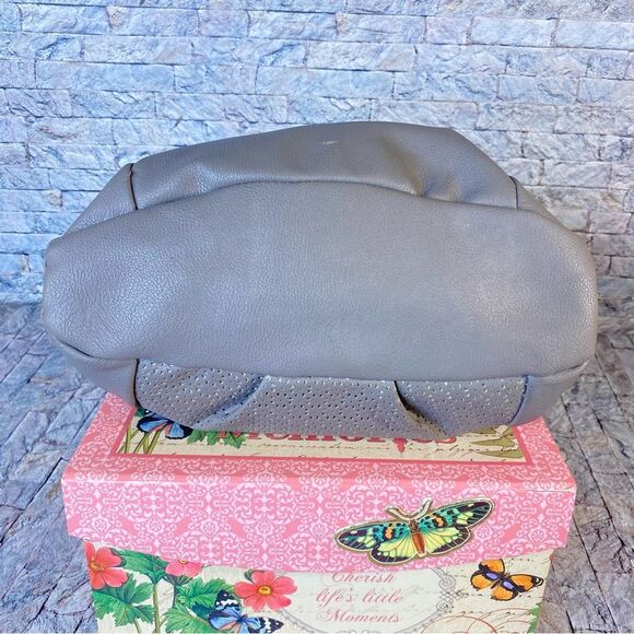 Nicole Miller Slouchy Shoulder Bag Casual Soft Sided Dual handle Silver Accents - Picture 10 of 16